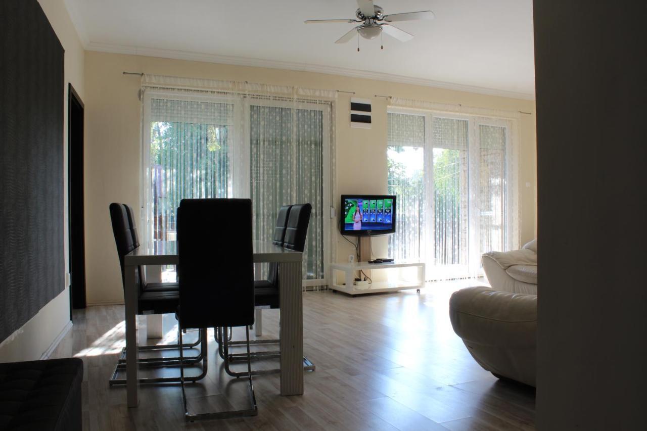 Medlin Apartman Siófok Exterior foto